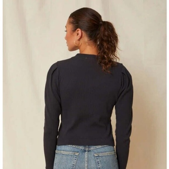 Amo Women's Black Knit Puff Sleeve Button Up Cardigan Sweater Size Medium - Picture 2 of 10